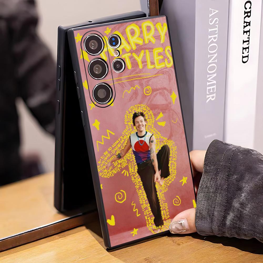 Etui na telefon z motywem pios – Samsung Galaxy S25 recenzja i cena